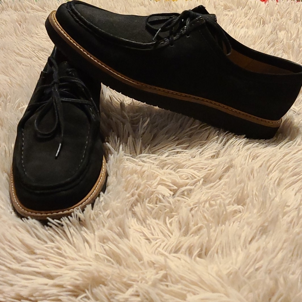 Clarks - Picture 3 of 3